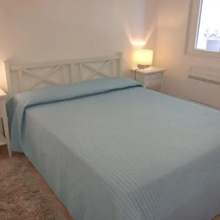 Nyaraló Pittulongu Sleeps 6 Air Con *