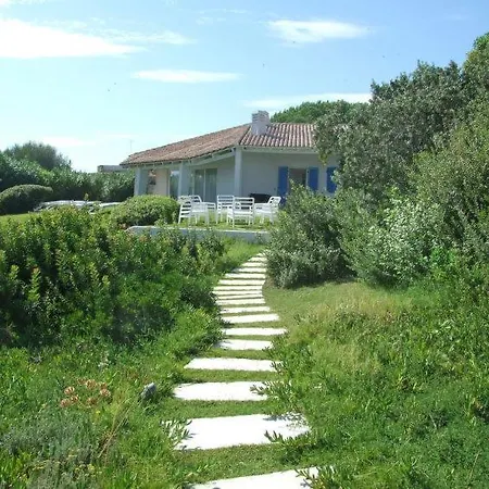 Pittulongu Sleeps 6 Air Con Nyaraló *
